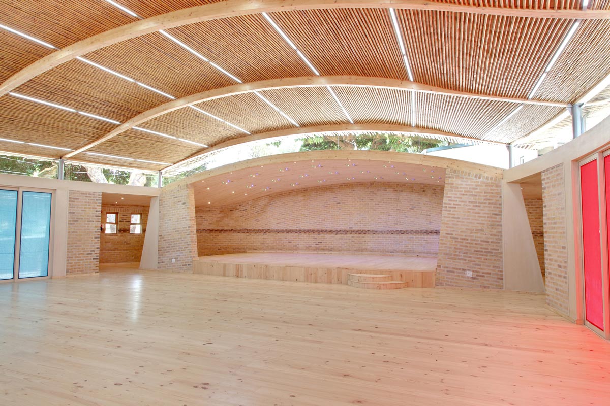 Clay Brick RPA - Constantia Waldorf School Hall