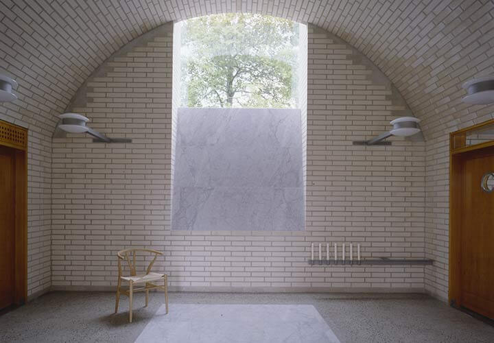 Mortuary at  Asker Crematorium / C-V. Hølmebakk