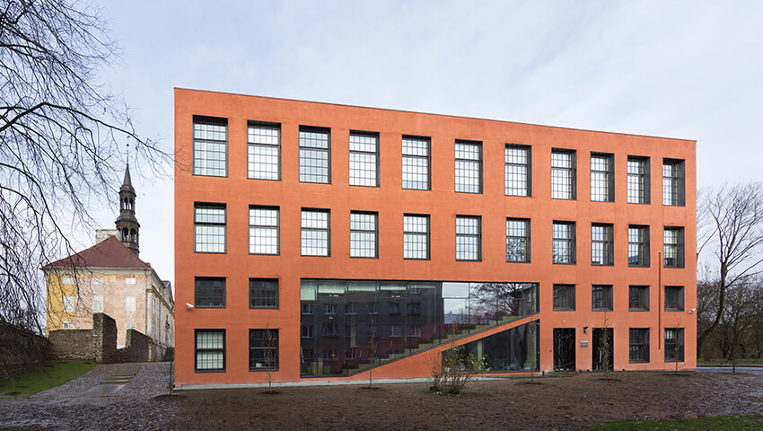 University of Tartu Narva College / KAVAKAVA Architects
