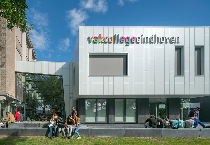 Vakcollege Eindhoven & Aloysius de Roosten Eindhoven / PR - atelier PRO architekten