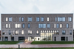 University College North / ADEPT + Friis &amp; Moltke