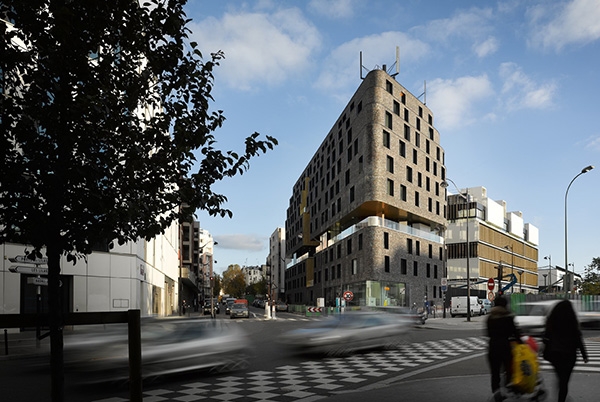 Day-care and Young workers Hostel ZAC DES LILAS / Avenier Cornejo Architectes