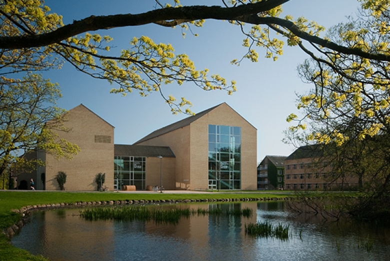 University of Aarhus / C. F. Møller Architects