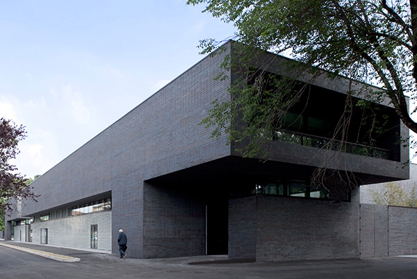 New Swimming Center in Brescia / Camillo Botticini + Francesco Craca + Arianna Foresti + Studio Montanari + Nicola Martinoli