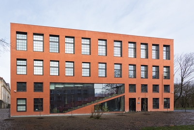 University of Tartu Narva College / KAVAKAVA Architects